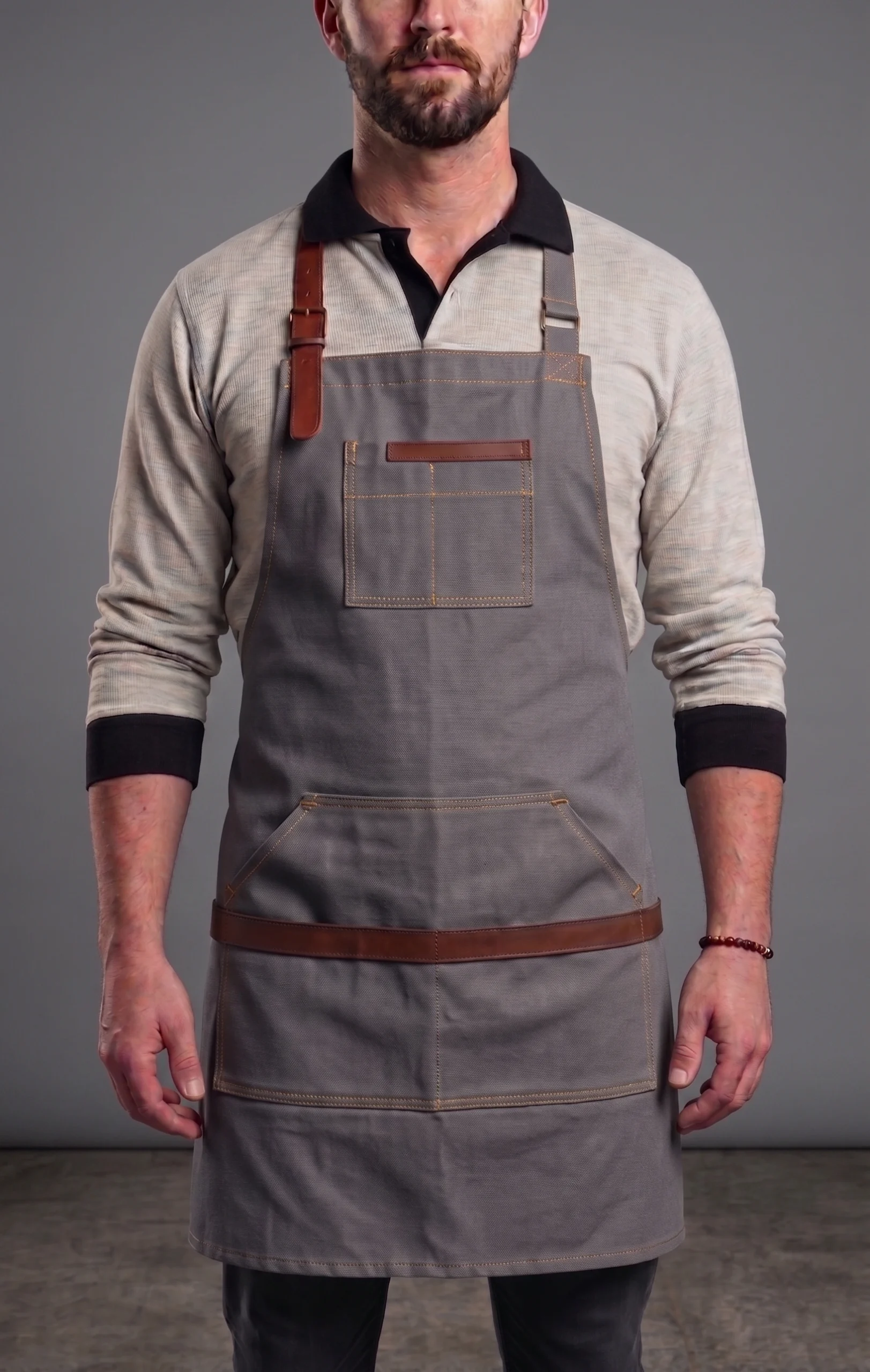 Barista Garson Önlüğü – Deri Askılı Profesyonel Cafe Önlüğü DB06